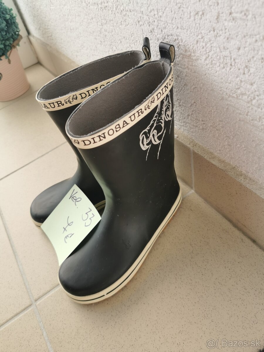 Gumáky