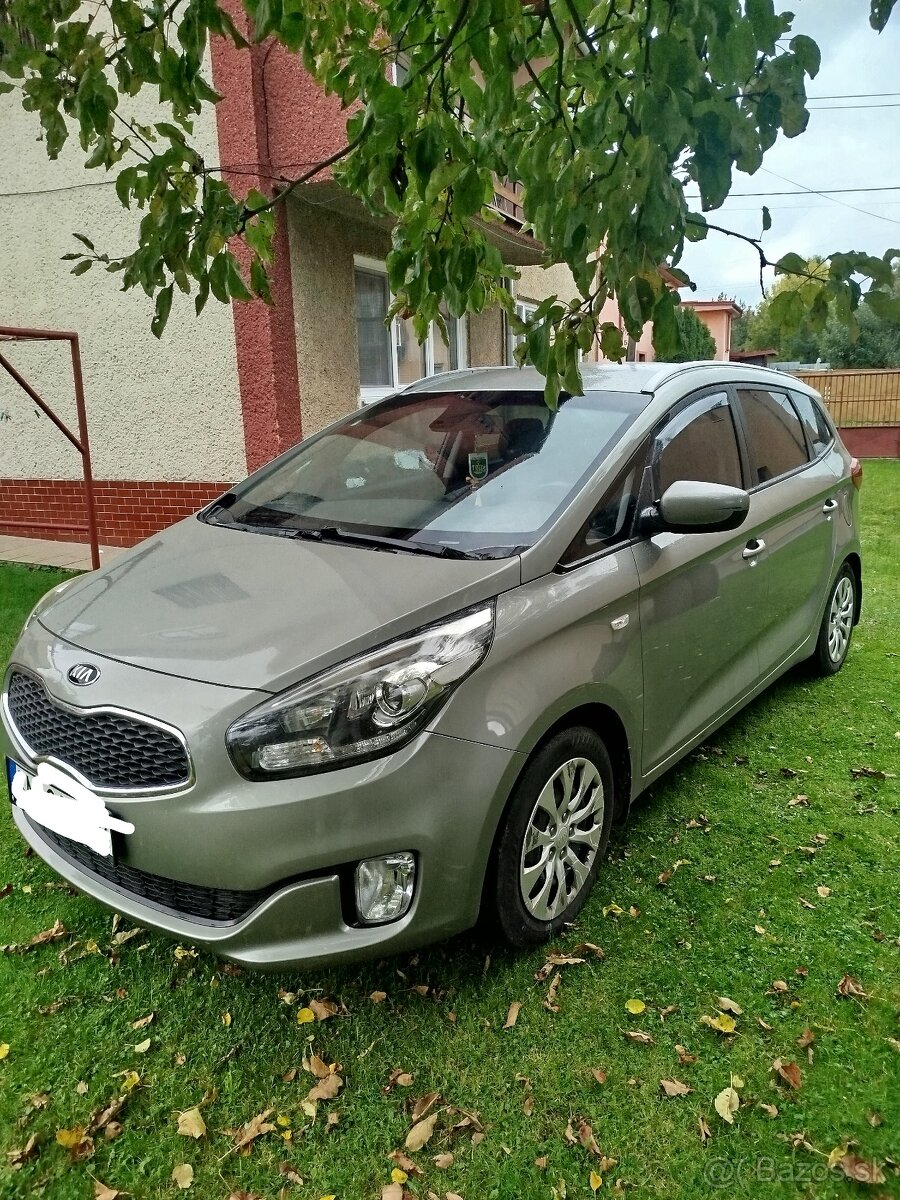 Kia Carens REZERVOVANÉ