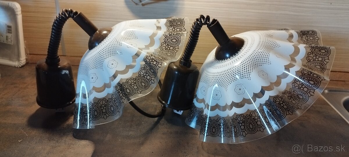 Predám tieto krásne lustre 2ks