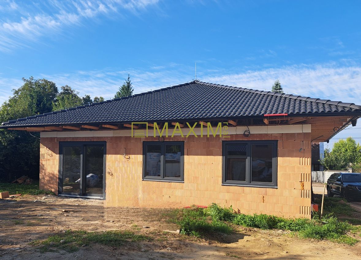 Bungalov v centre obce Cabaj Čápor, Wágnerova ulica