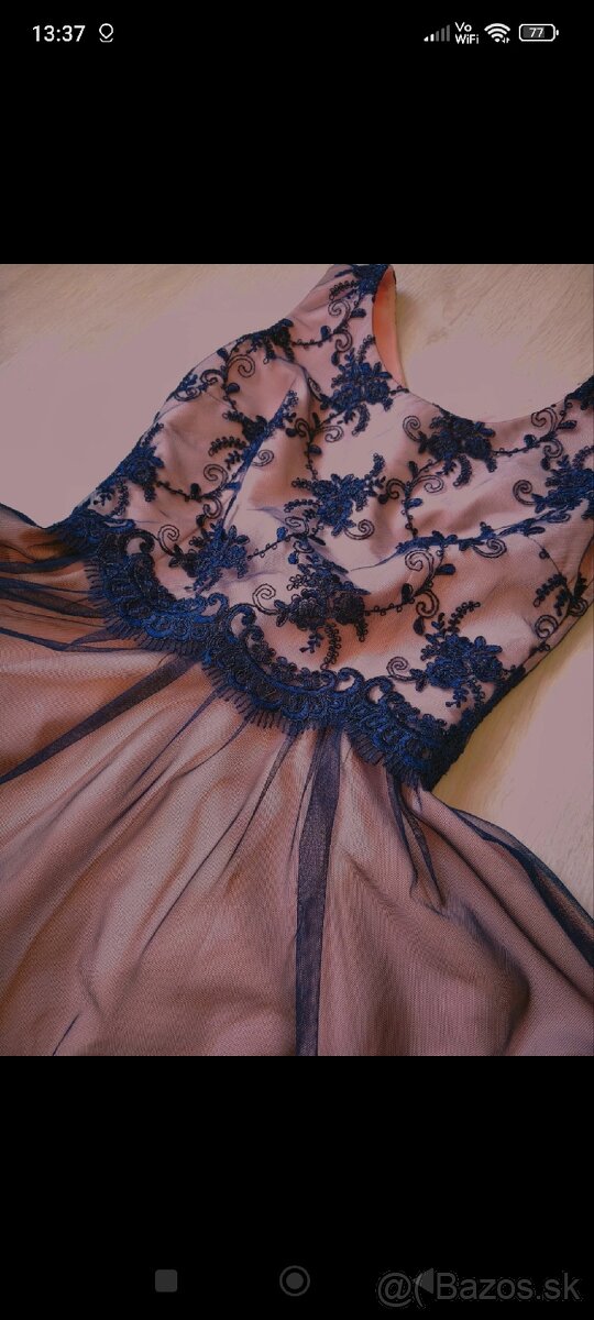 Čipkované šaty