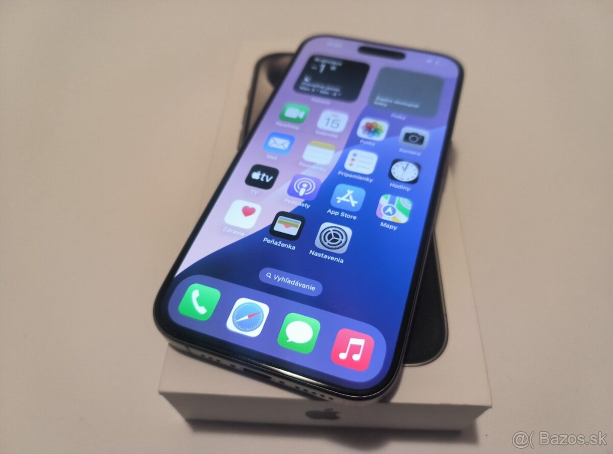 apple iphone 15 PRO 256gb Natural Titanium 86% Batéria