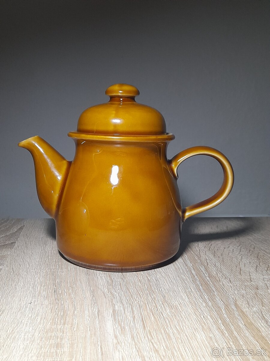 Čajník vyrobený v GDR