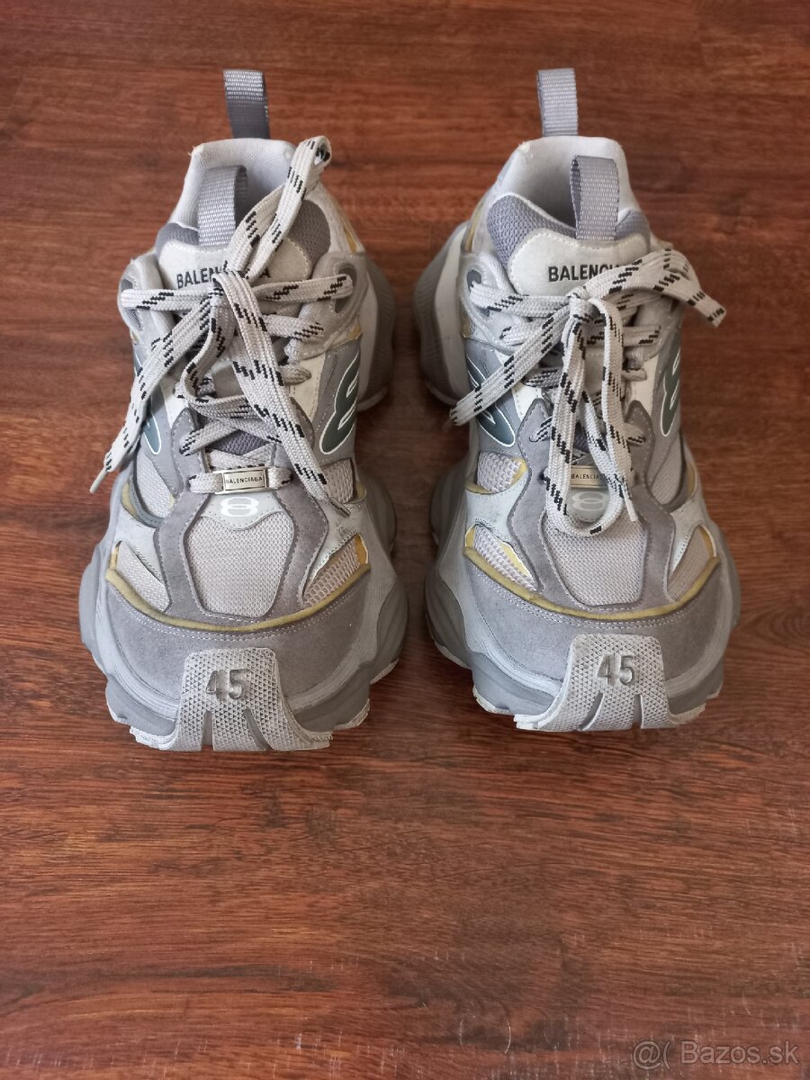 balenciaga cargo sneakers