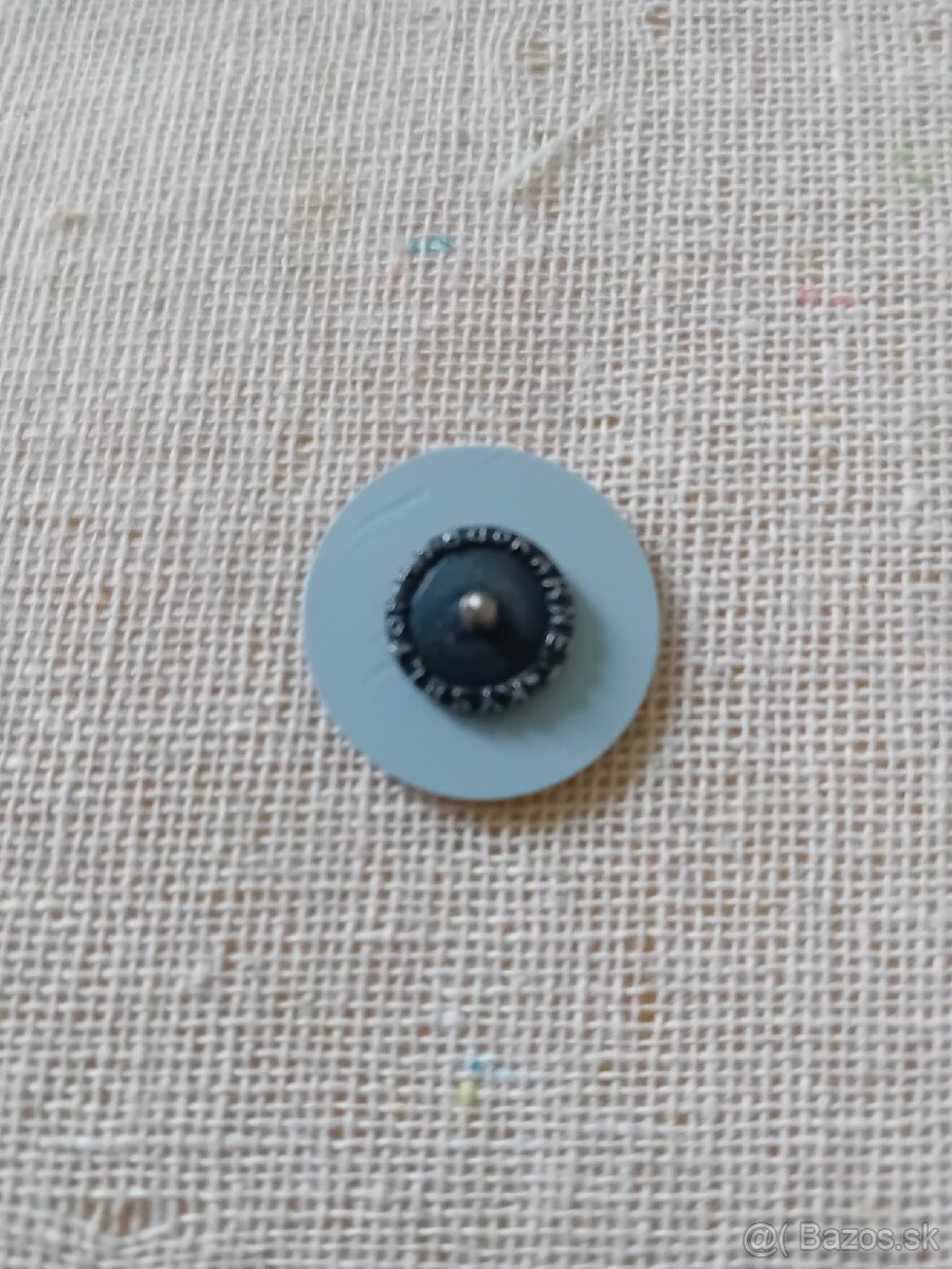 Miniatura striebre