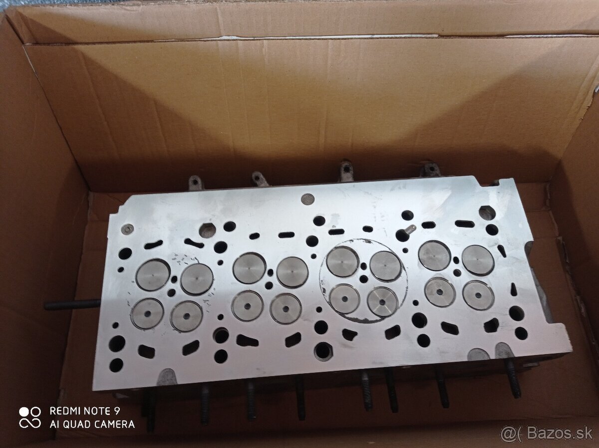 Hlava motora 2,0tdi 03L103373J V060 + vačky vahadla