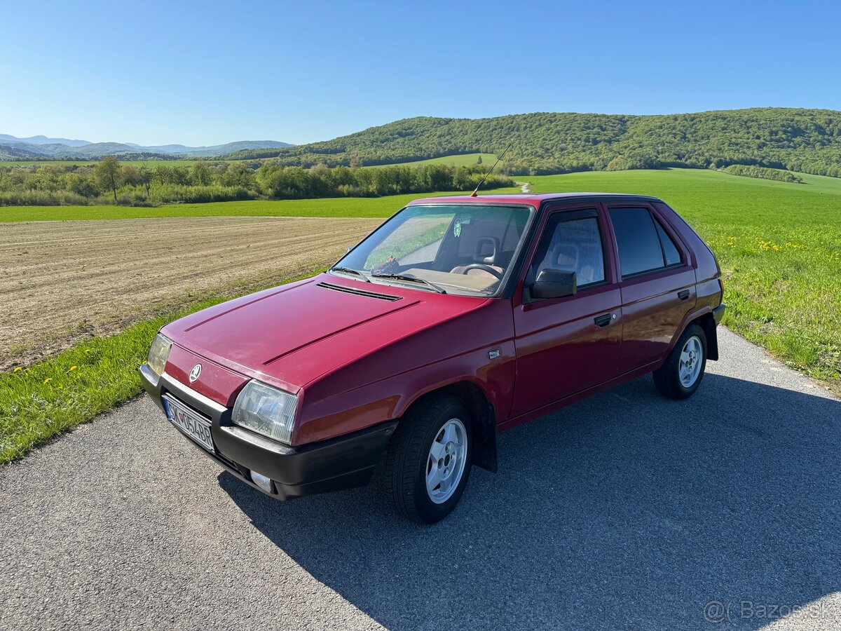 Škoda Favorit 135L