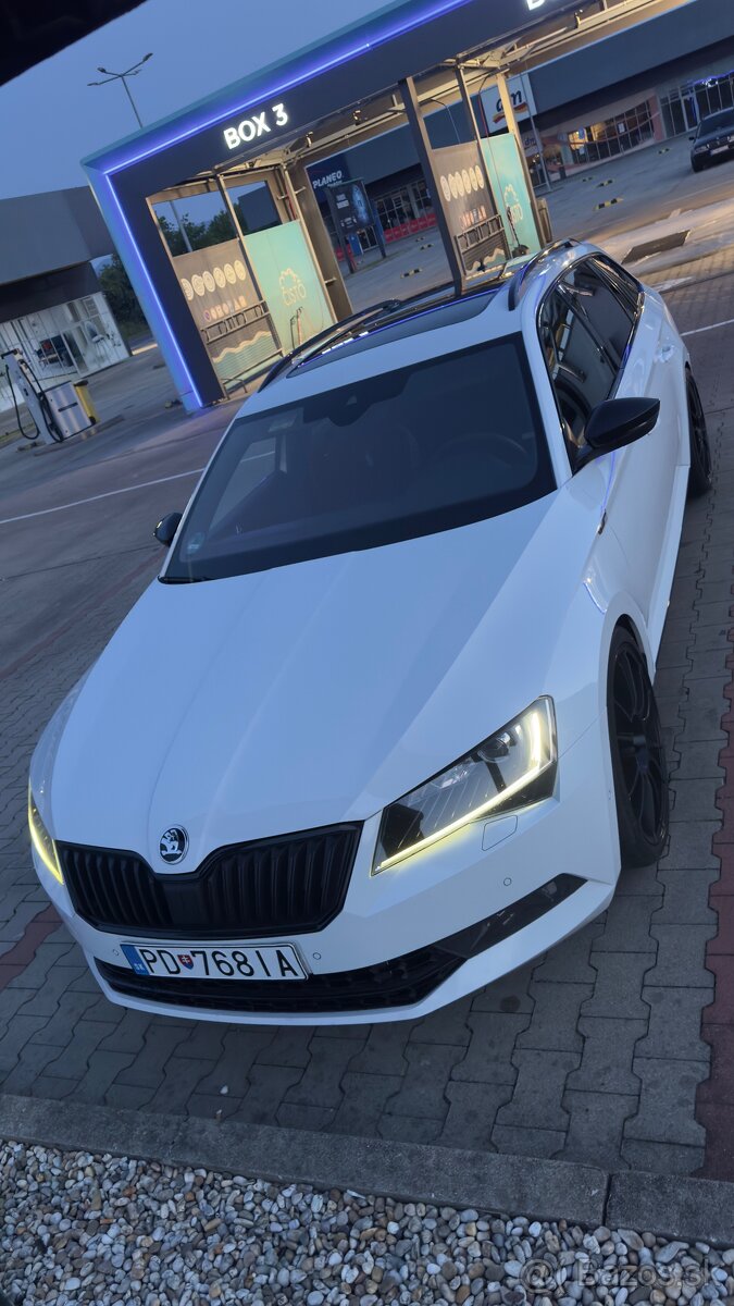 Škoda superb combi sportline 2.0 tsi 206kW 4x4 DSG