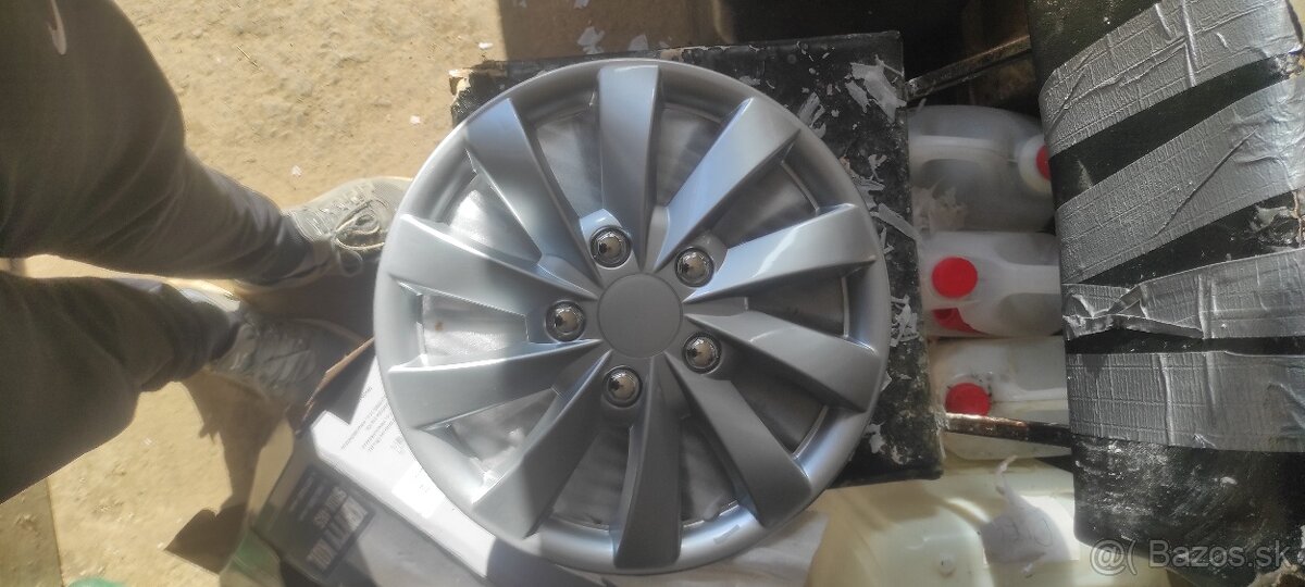 Predám kryty kolies 14''