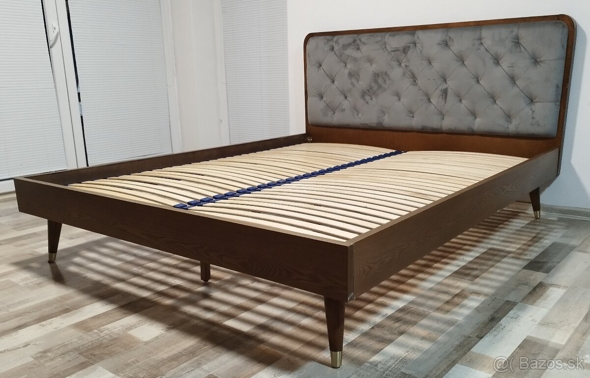 drevena manzelska postel 160x200x38 cm bez matraca