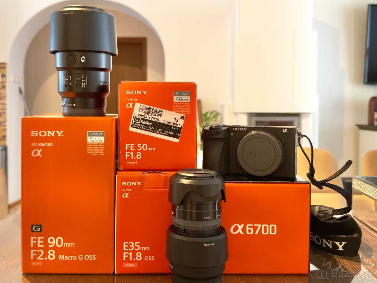 Predám Sony A6700 + objektívy
