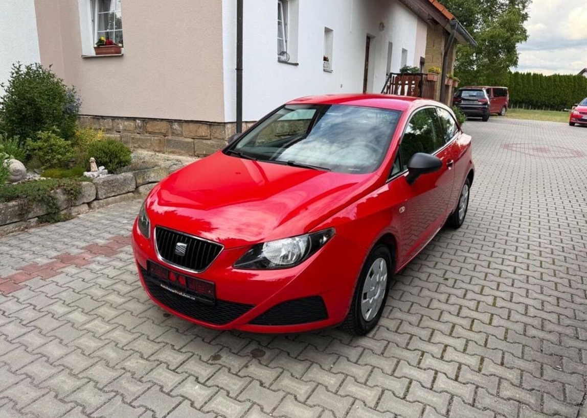 Seat Ibiza 1,2i/ 12V 1 Majitel, Nová STK benzín manuál 51 kw
