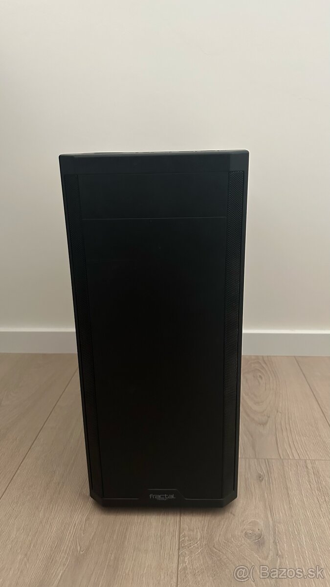 Intel Core i7 10700 | 32GB | Z490-A PRO| velmi tichy