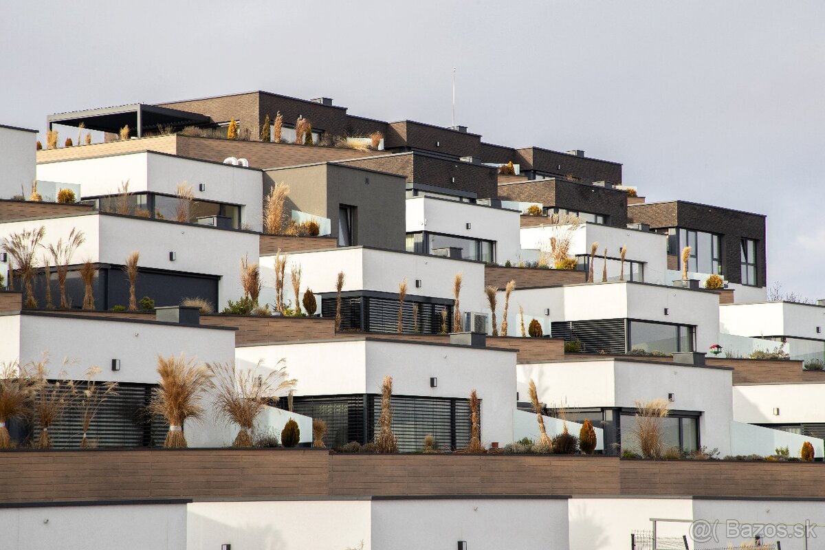 3,5 izb. byt v novostavbe 10 m2 terasa len 5 min. od centra