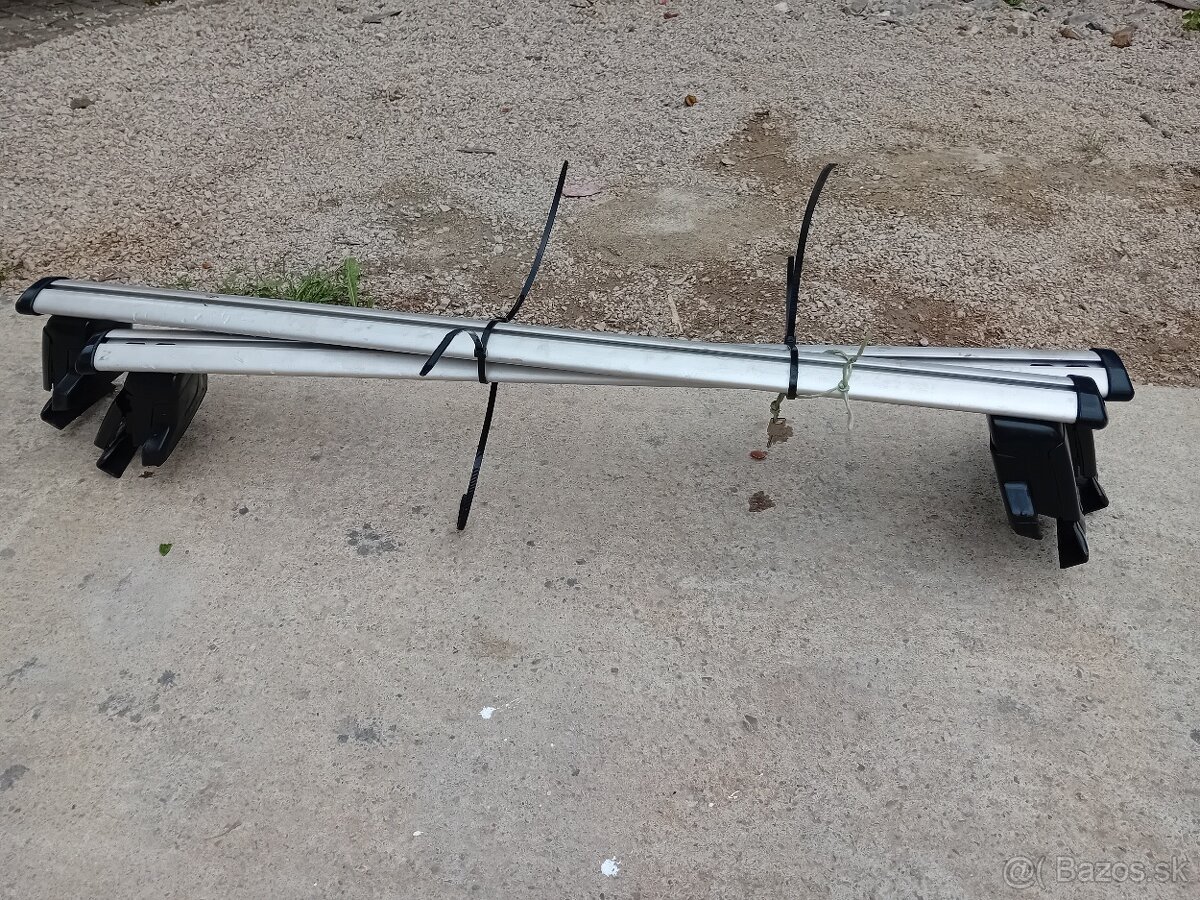 Predám strešný nosič na Audi A4 B8