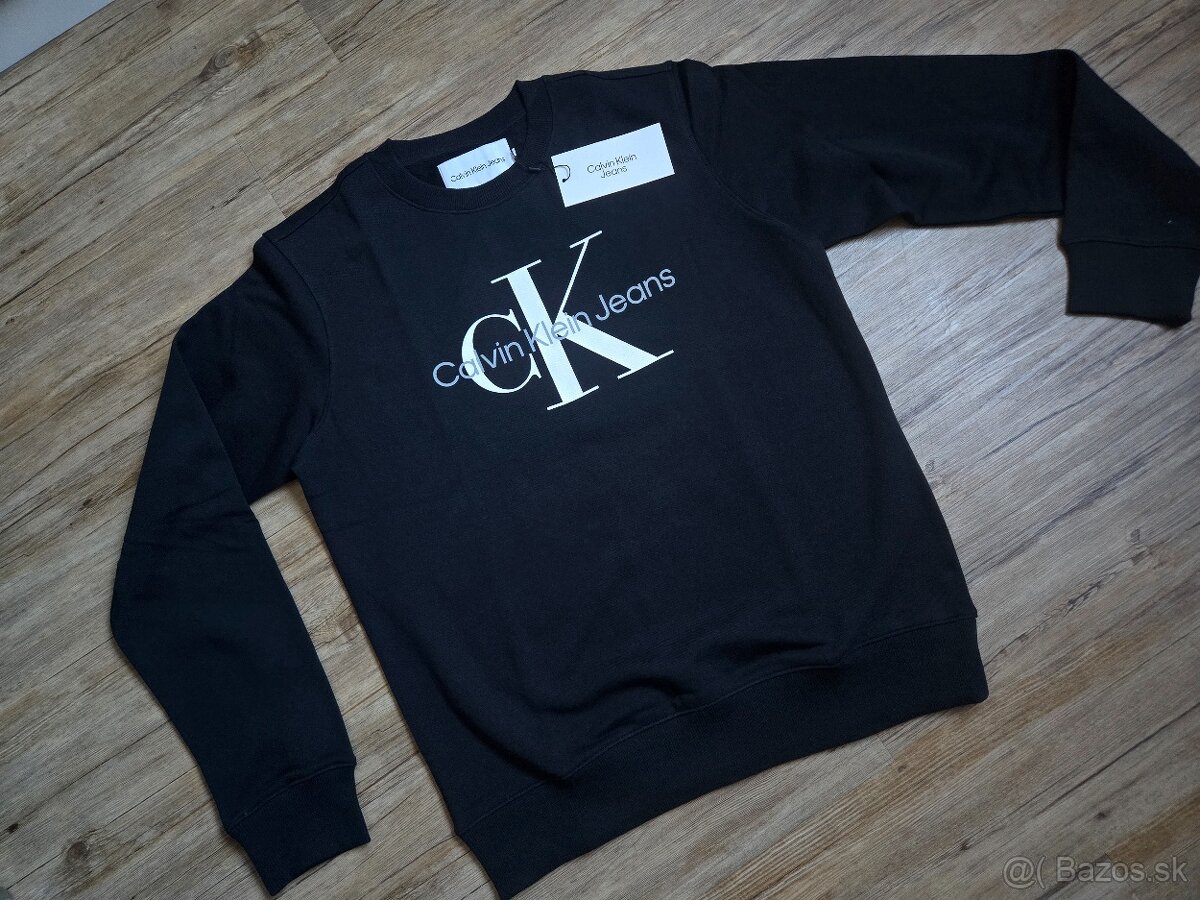 Calvin klein mikina čierna .