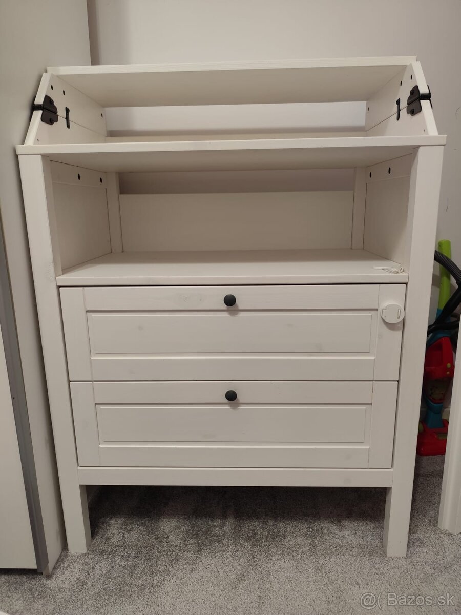 Prebalovací pult - skrinka