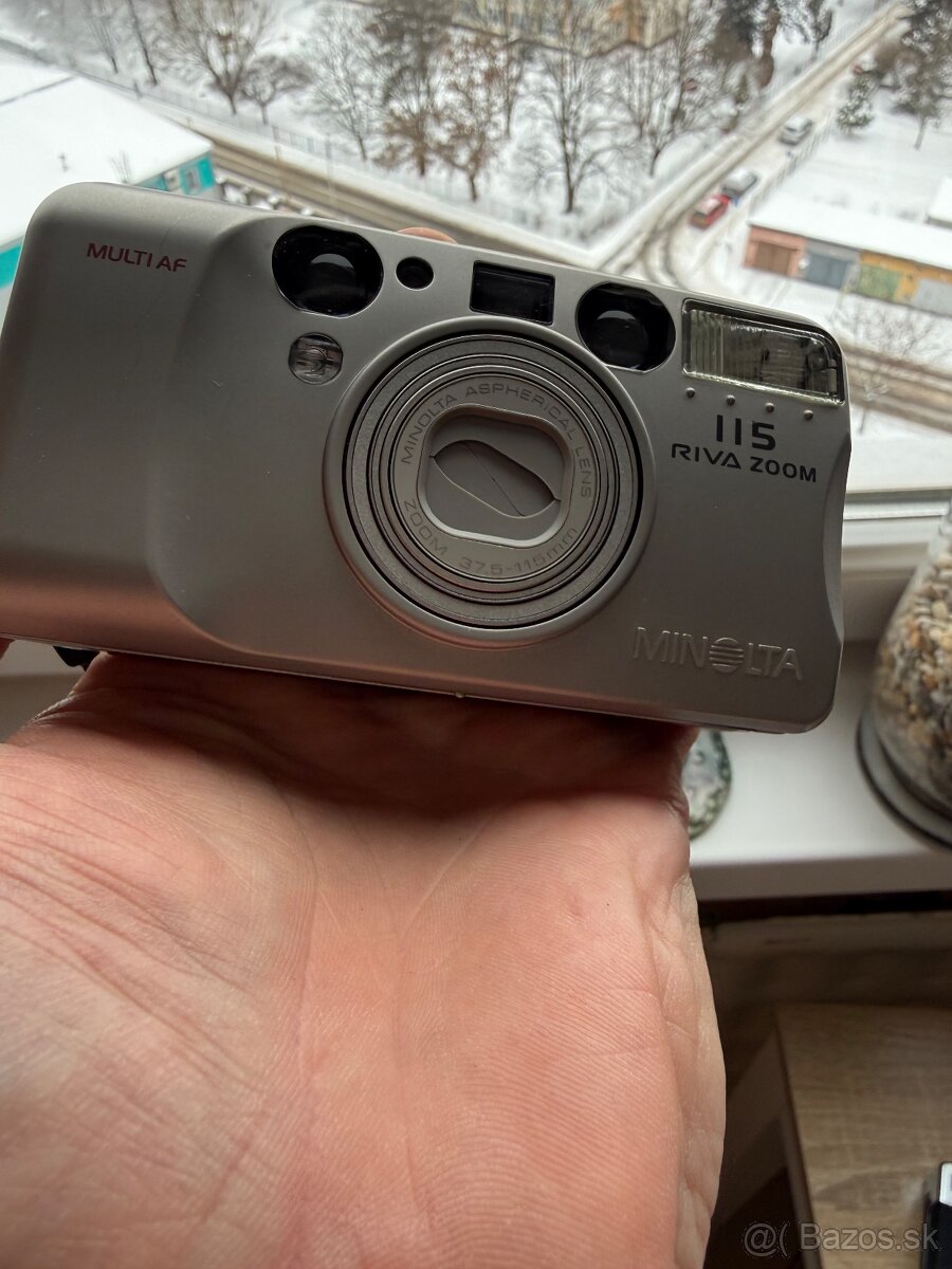 Minolta Riva zoom 115