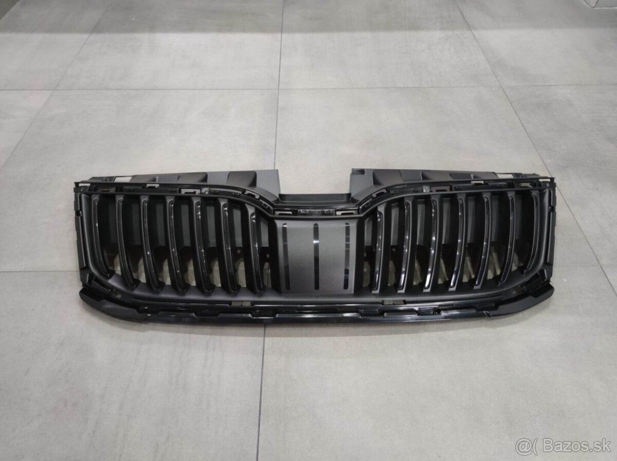 Predna maska Skoda OCTAVIA 3 LIFT