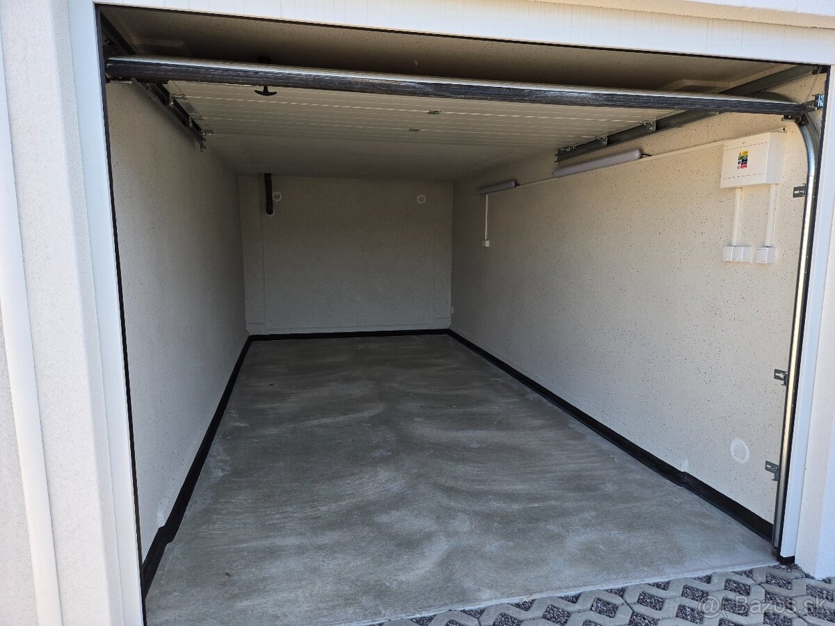 Na prenájom nová garáž – Dolné Krškany (Nitra) – 18 m²