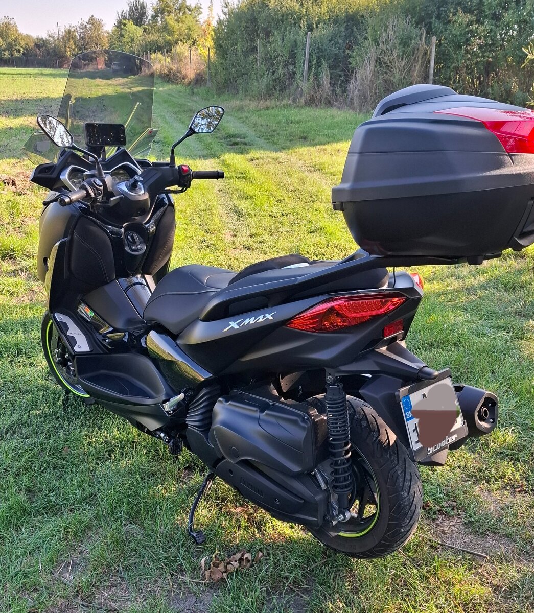 Yamaha Xmax 400 Iron Max