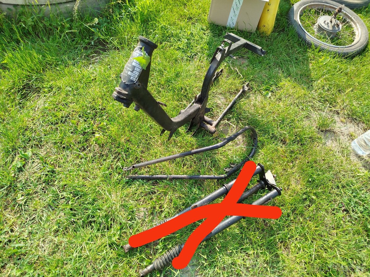 Predám kostru aj so štítkom na Jawa mustang.