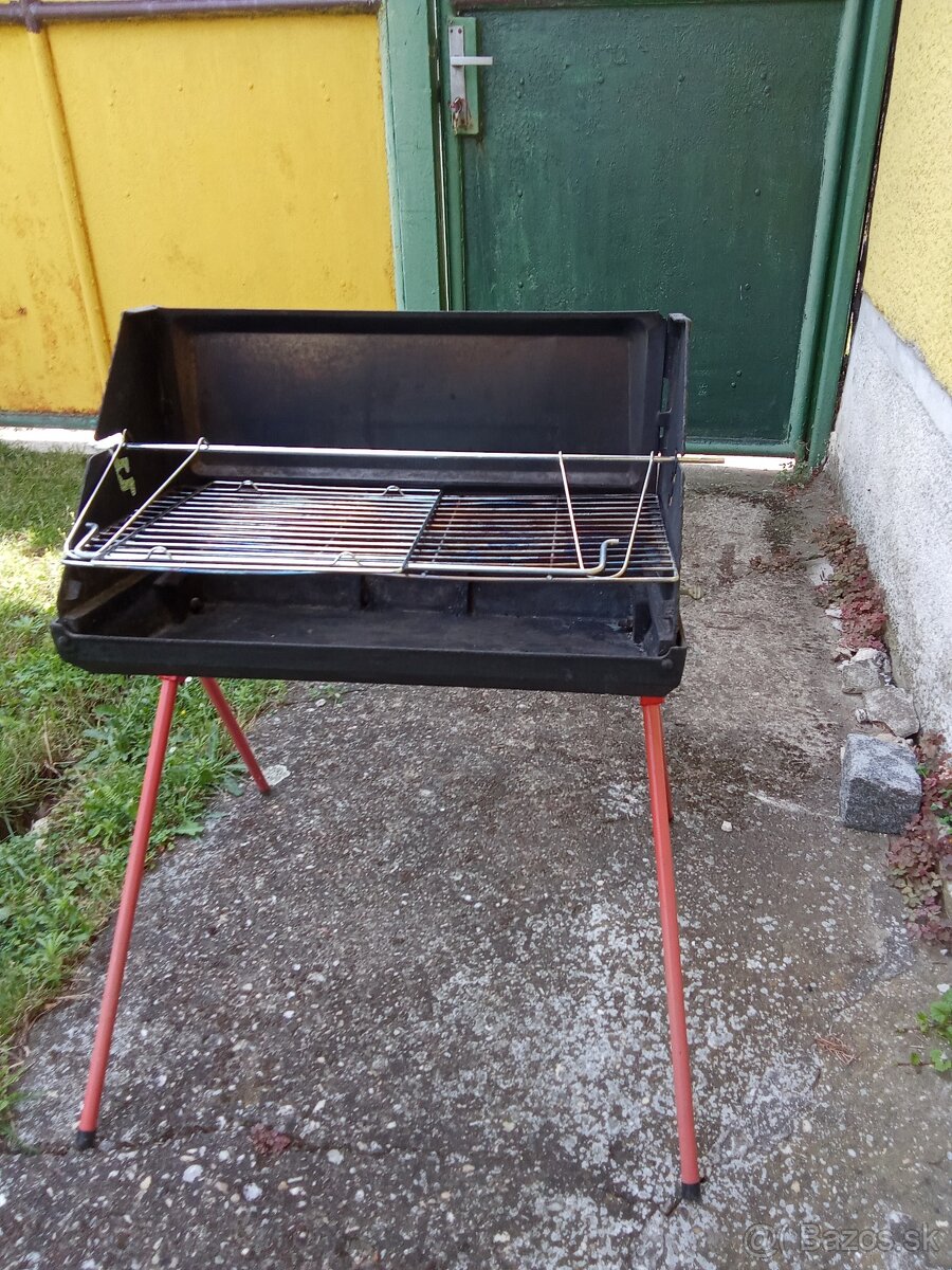 Predám záhradný gril