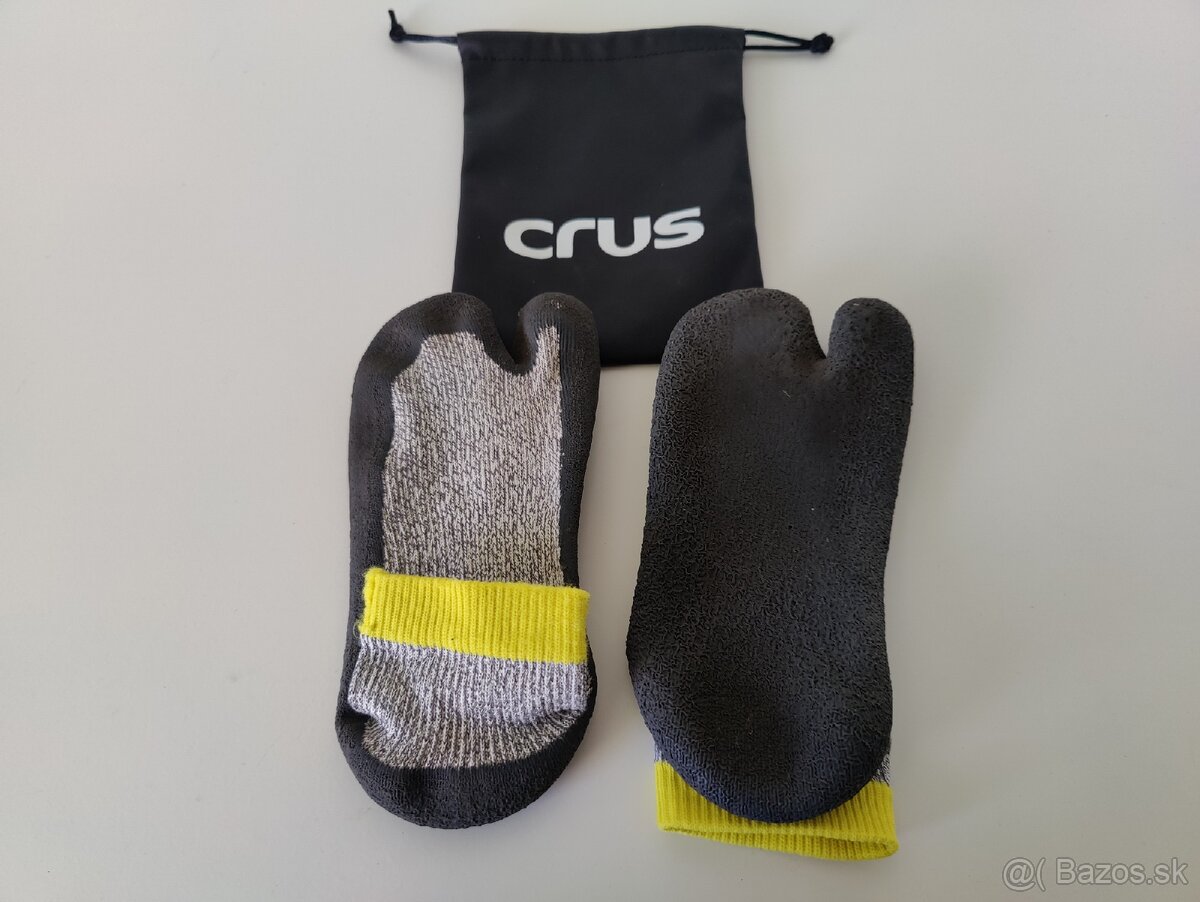 Ponožkoboty Crus