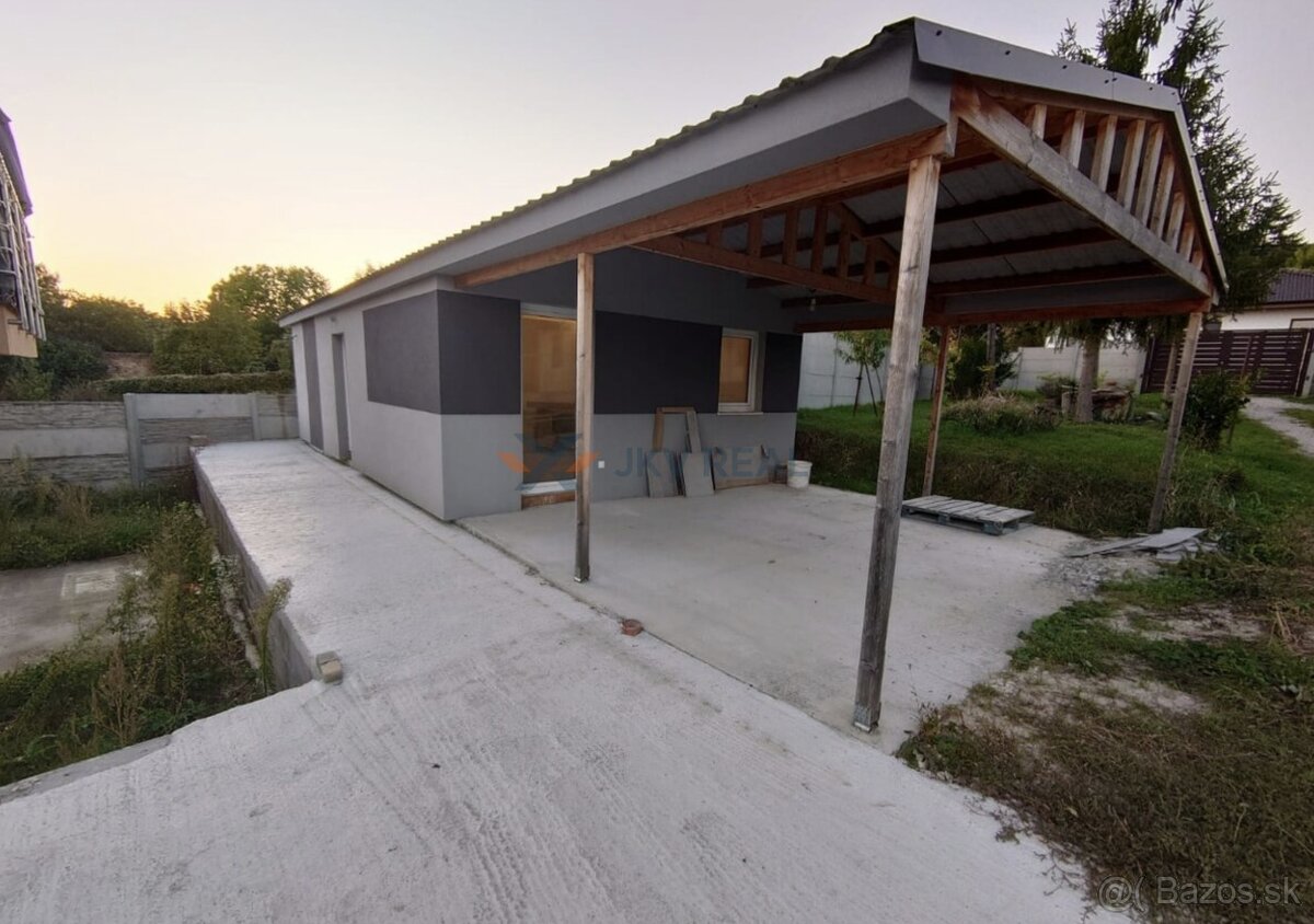 Dvojizbový holodom v Nitre na predaj s výhladom na Zobor