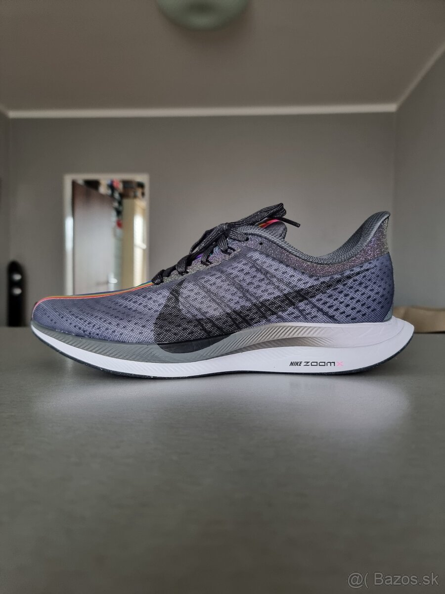 Nike Zoom Pegasus Turbo BETRUE Pride