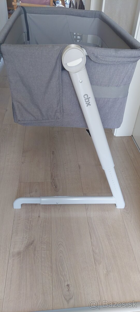 Detská postieľka- polohovatelna