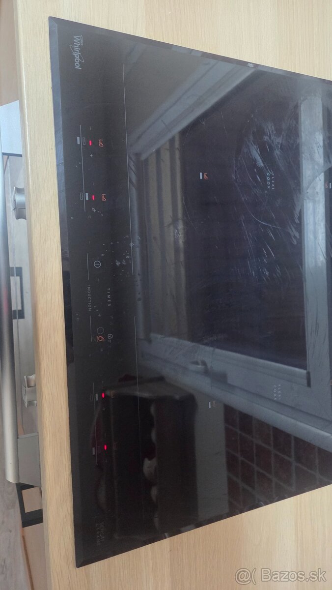 Indukcna varna doska Whirlpool ACM 928/BA