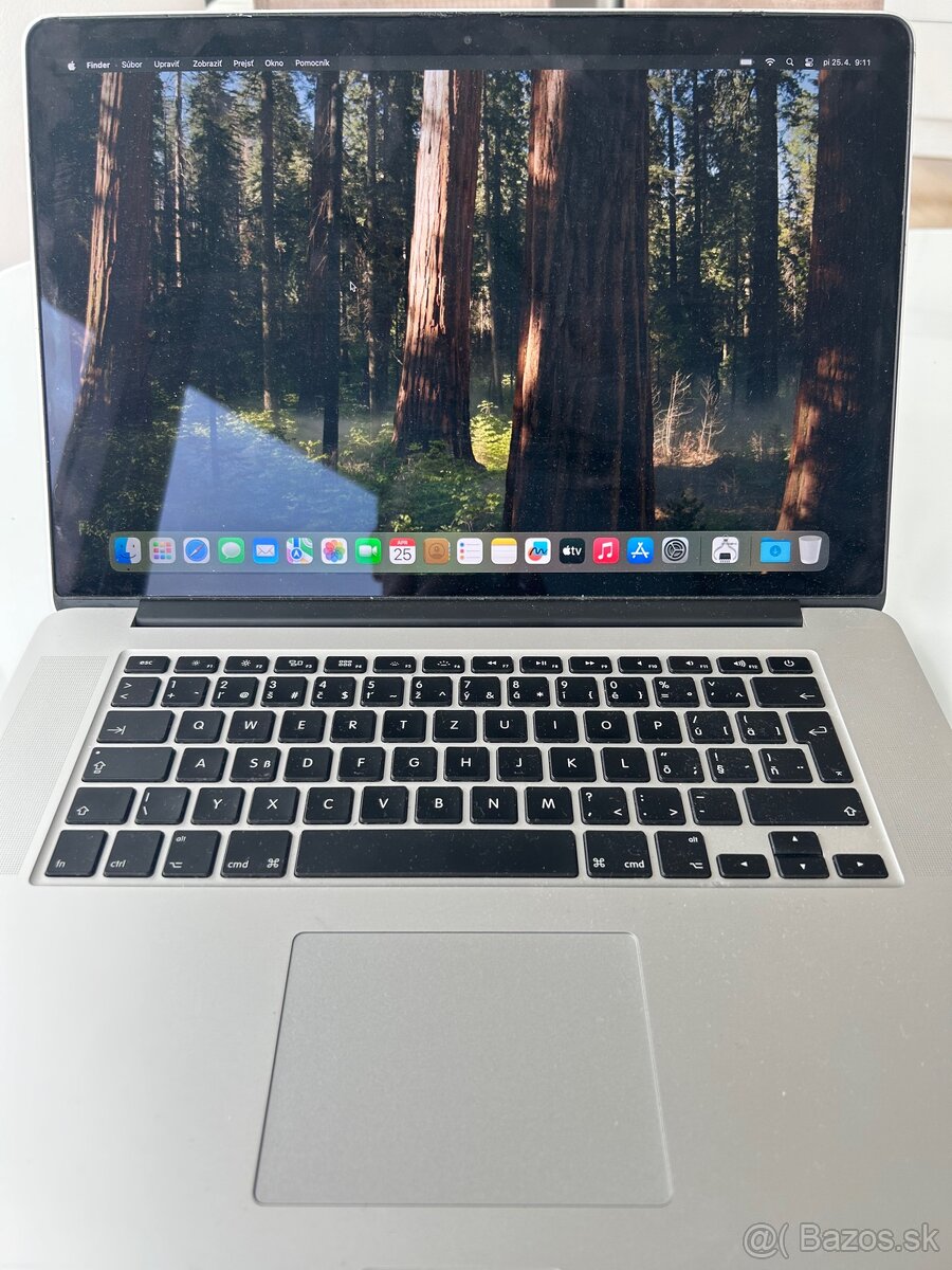 MacBook Pro 15" Retina ,TOP STAV