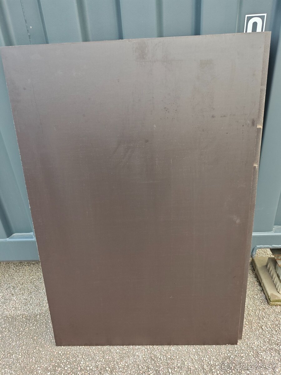 Preglejka protišmyková