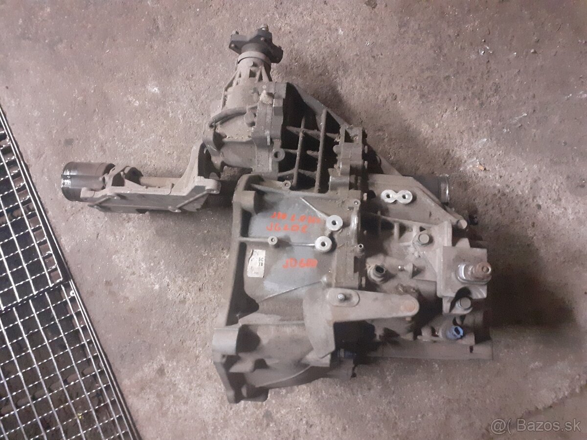 NISSAN QASHQAI prevodovka jg20c