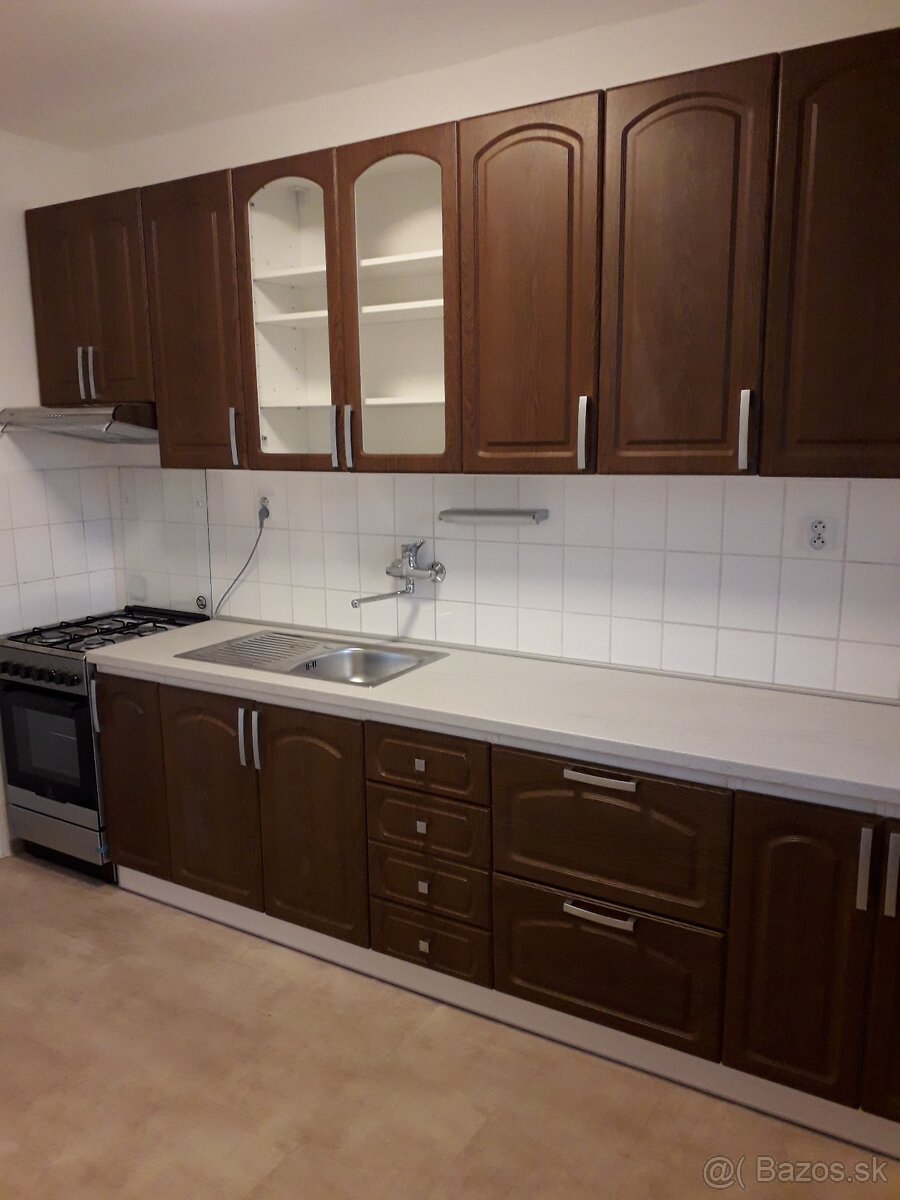 Realitný kancelária REALADR s.r.o.