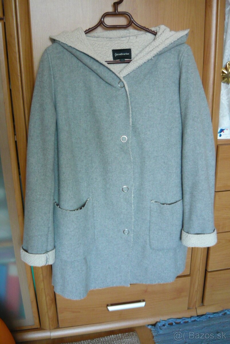 dámsky kabátik s kapucou