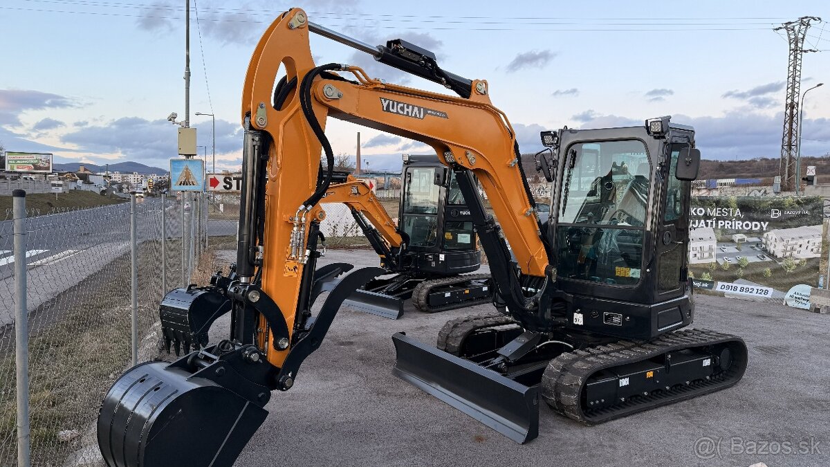 Minibager YUCHAI U60 Premium 5600 kg