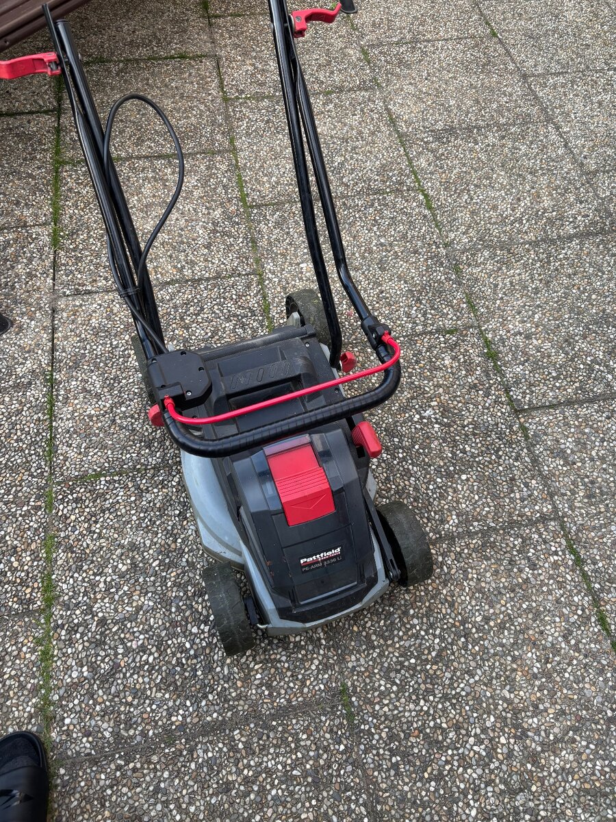 Elektrická kosačka