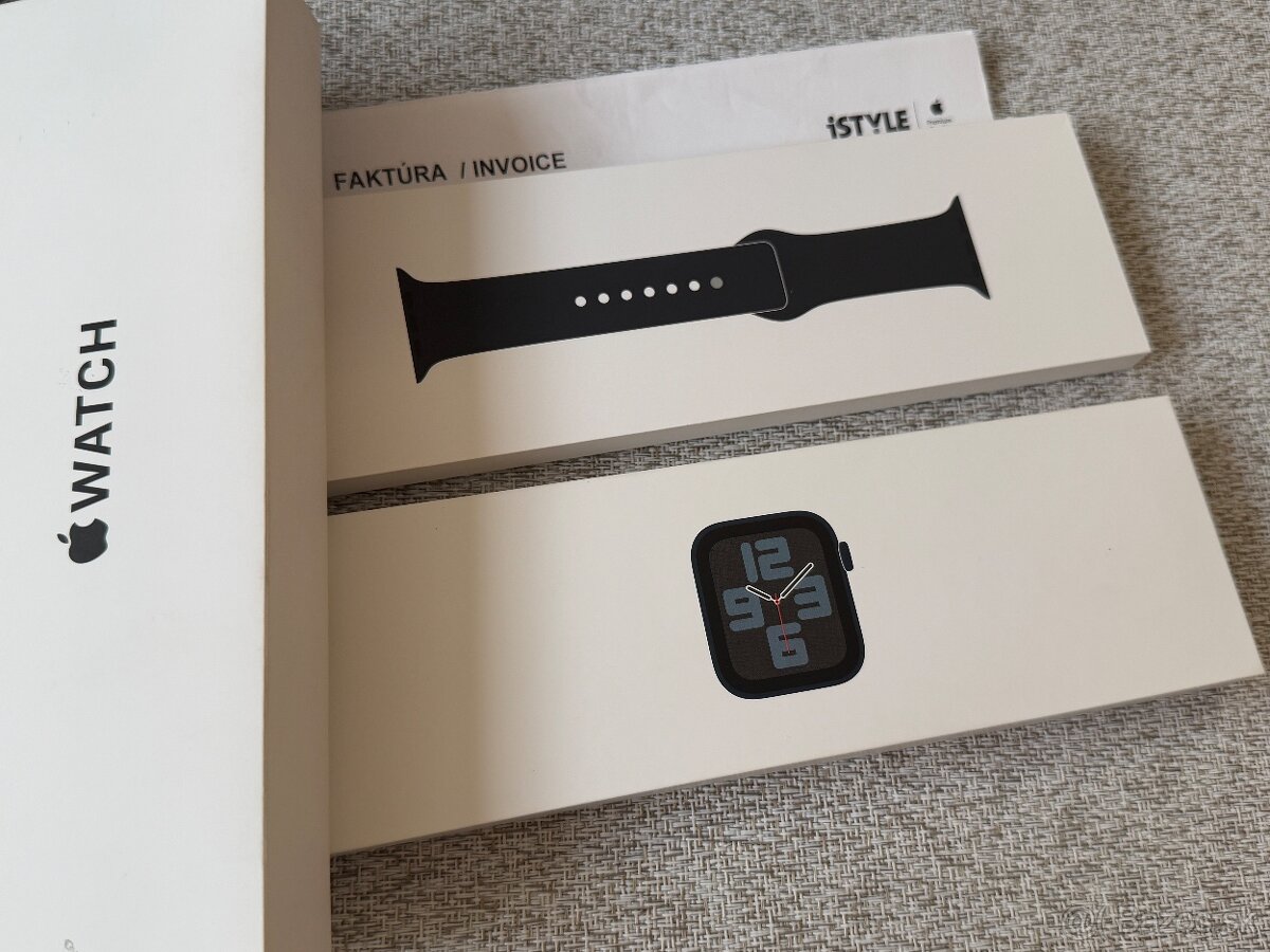Apple watch SE 2.gen 44mm 2024 - Kupované v istores doklad