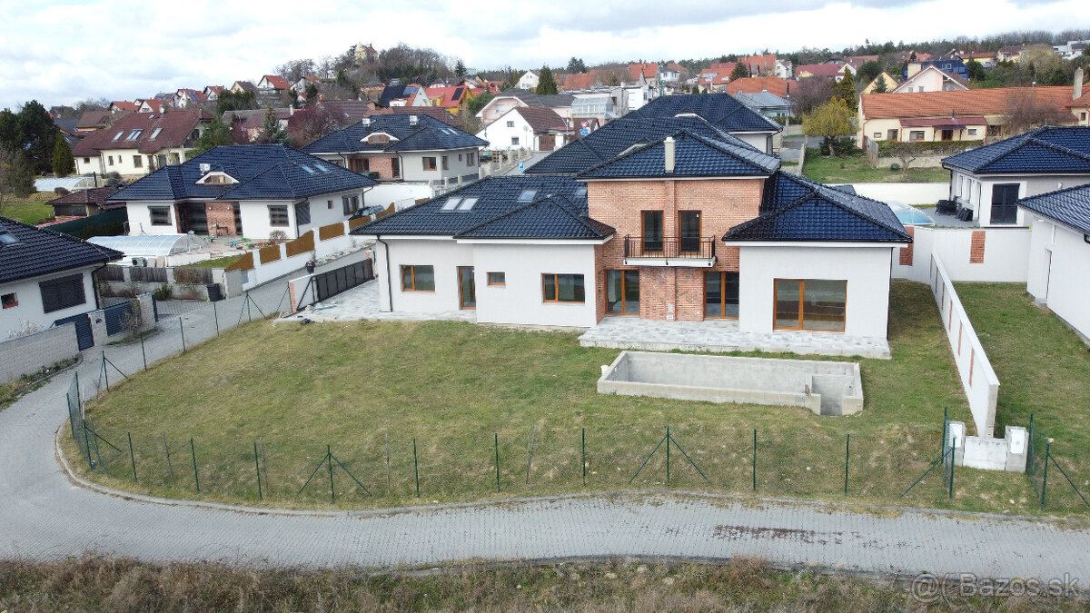 Predaj vily v Mělníku časť Chloumek.