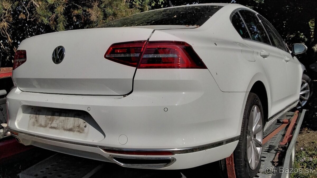 Volkswagen Passat B8 2.0 TDi 2017 predám ZADNÝ NÁRAZNÍK FACE