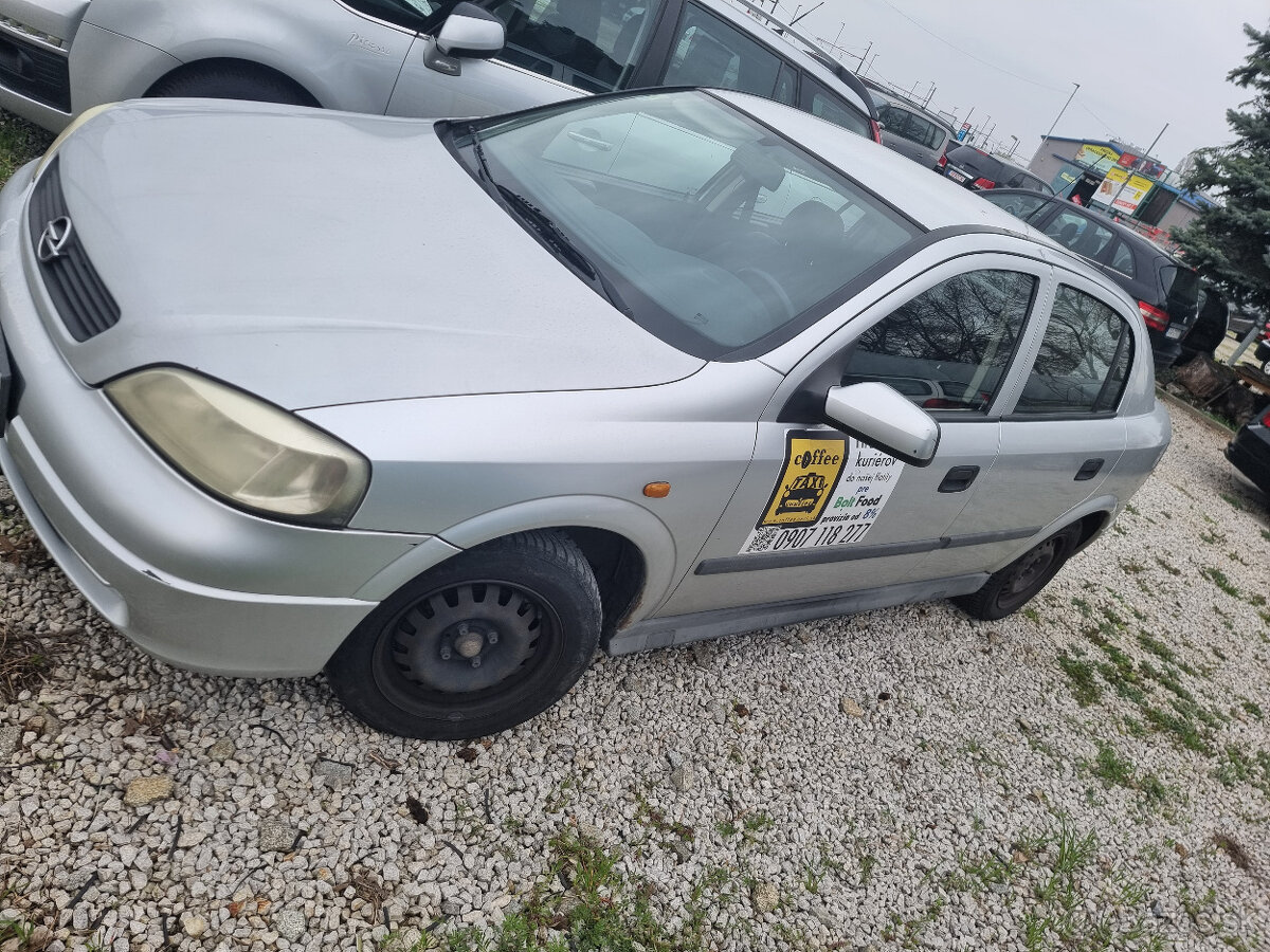 Opel Astra 1.2