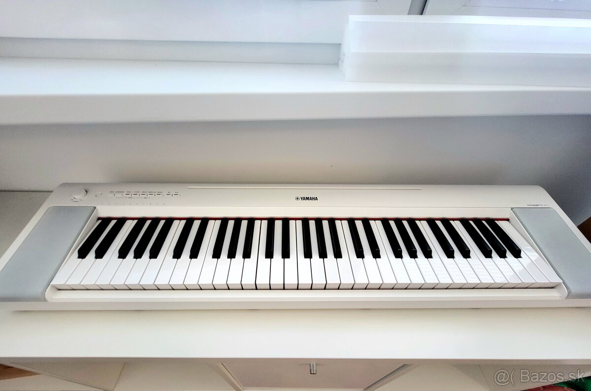 Yamaha NP-15WH