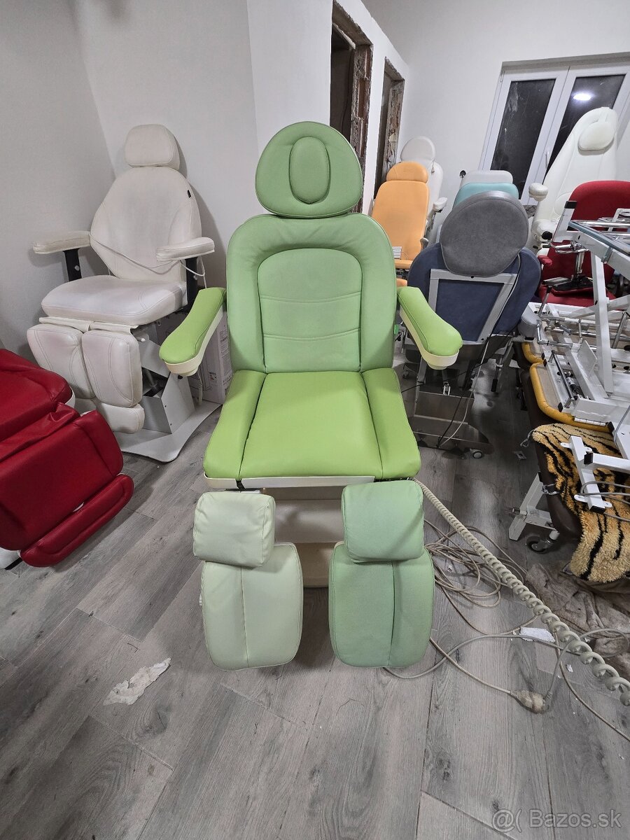 Elektrické Pedikérské křeslo AKCE 3motory zelené
