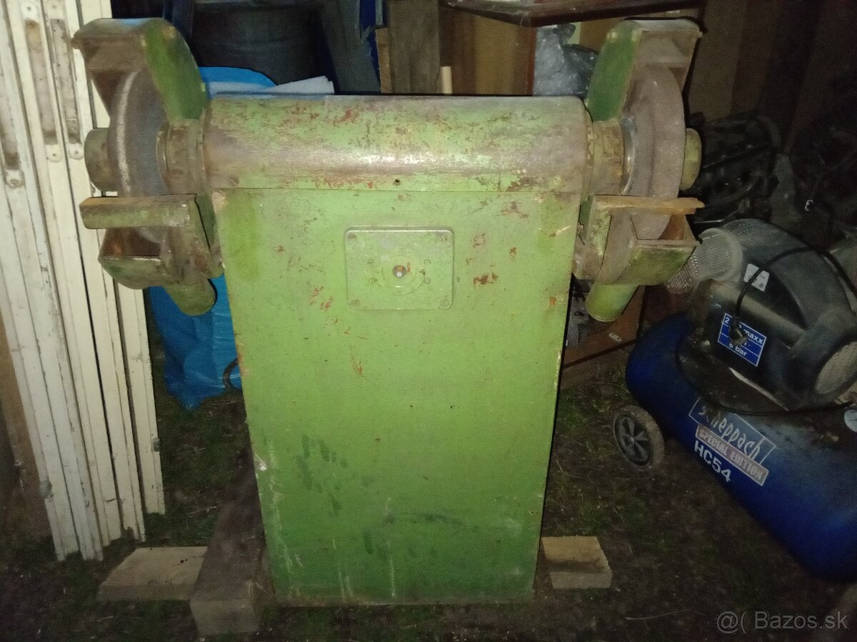 dvojkotúčová brúska