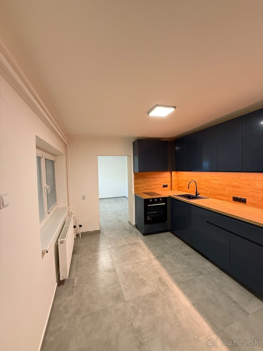 Prenájom 2 izbového rodinného domu Ružinov, Prievoz