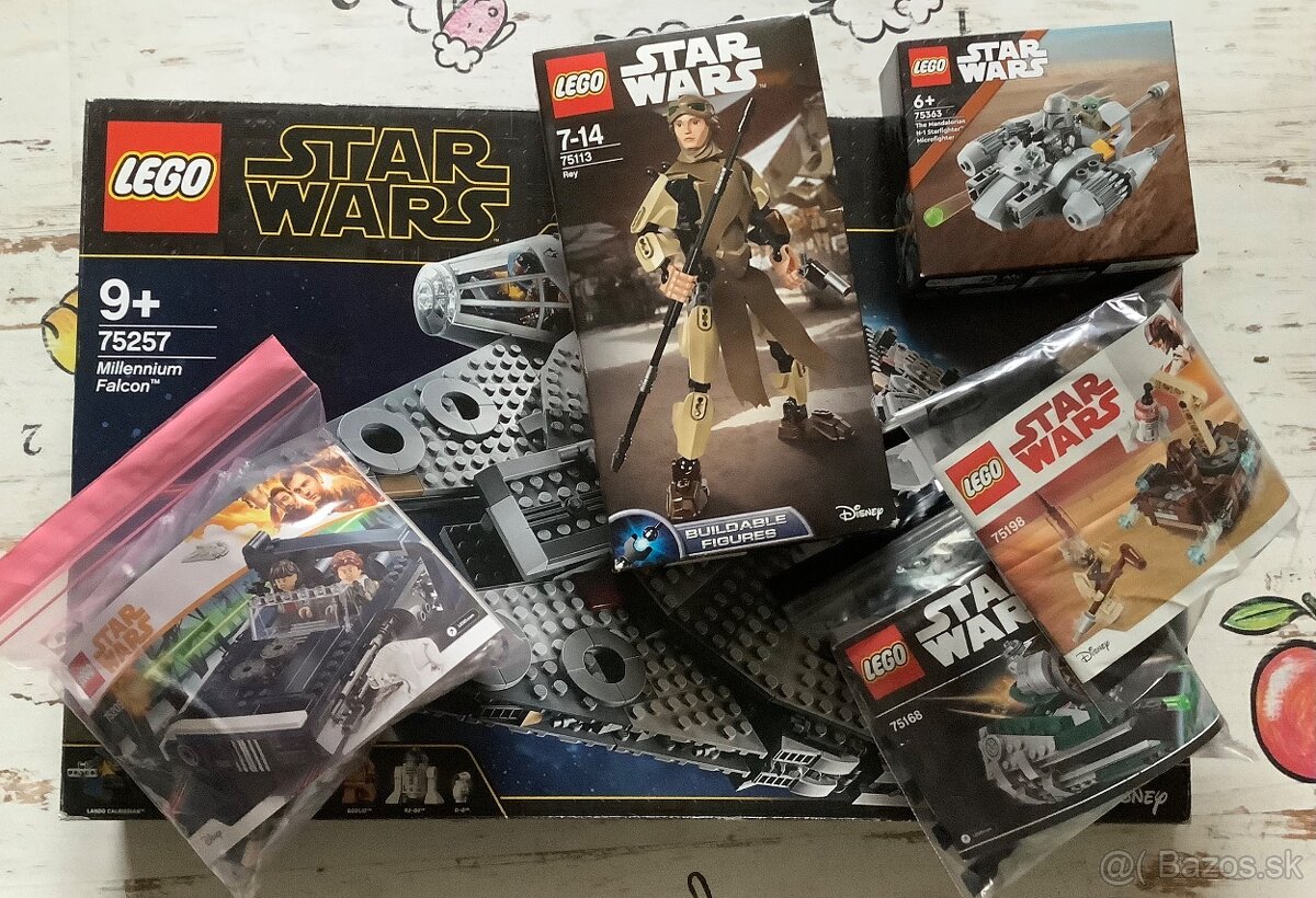 75257 Millennium Falcon