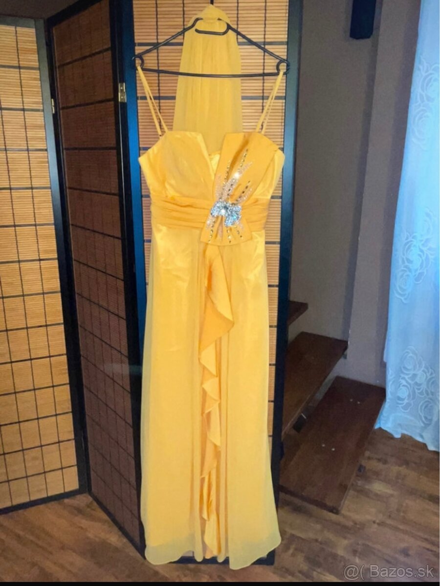 Spoločenské šaty so štólou