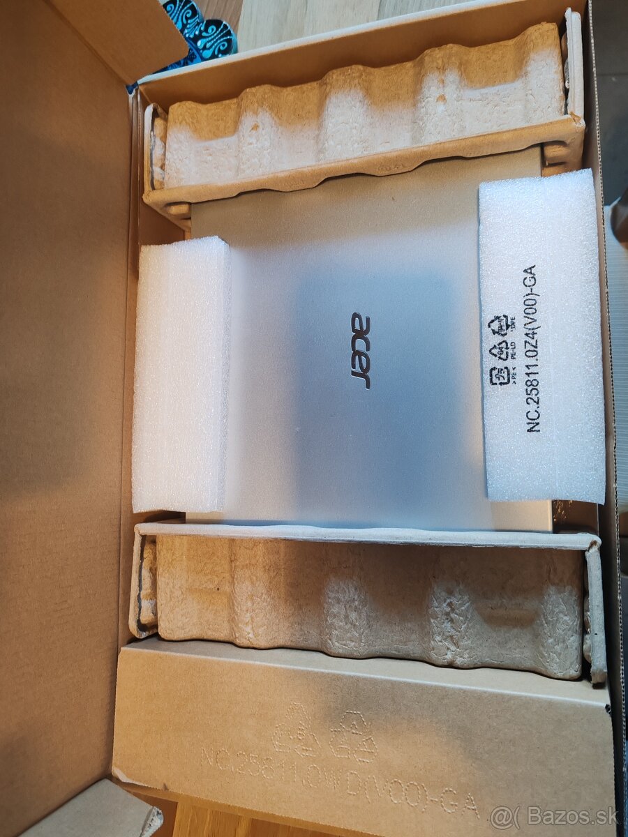 Acer Spin 1 (SP114-31N) – 2v1 / dotyk / poškodený konektor